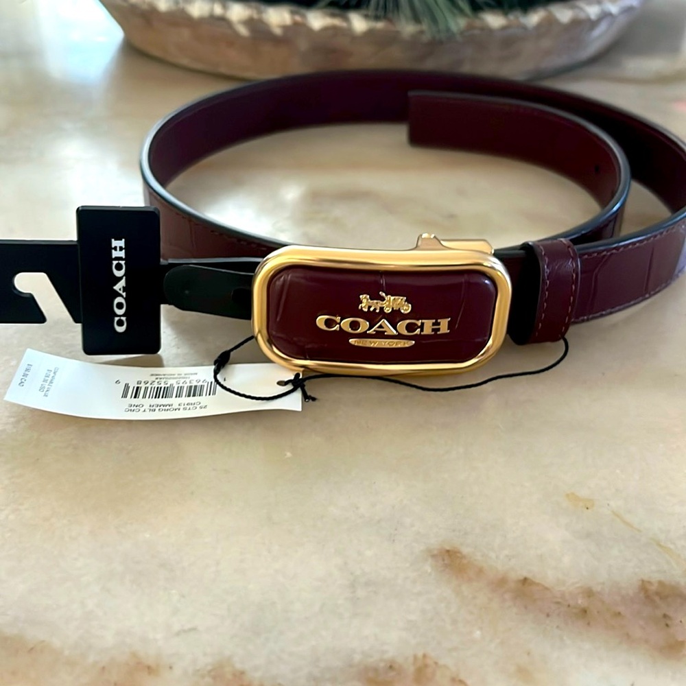 Coach leather belt, burgundy
